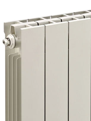 The Alprimo: Our Own Brand Flat-top Aluminium Radiator, 590H x 340mm (4 Sections) 